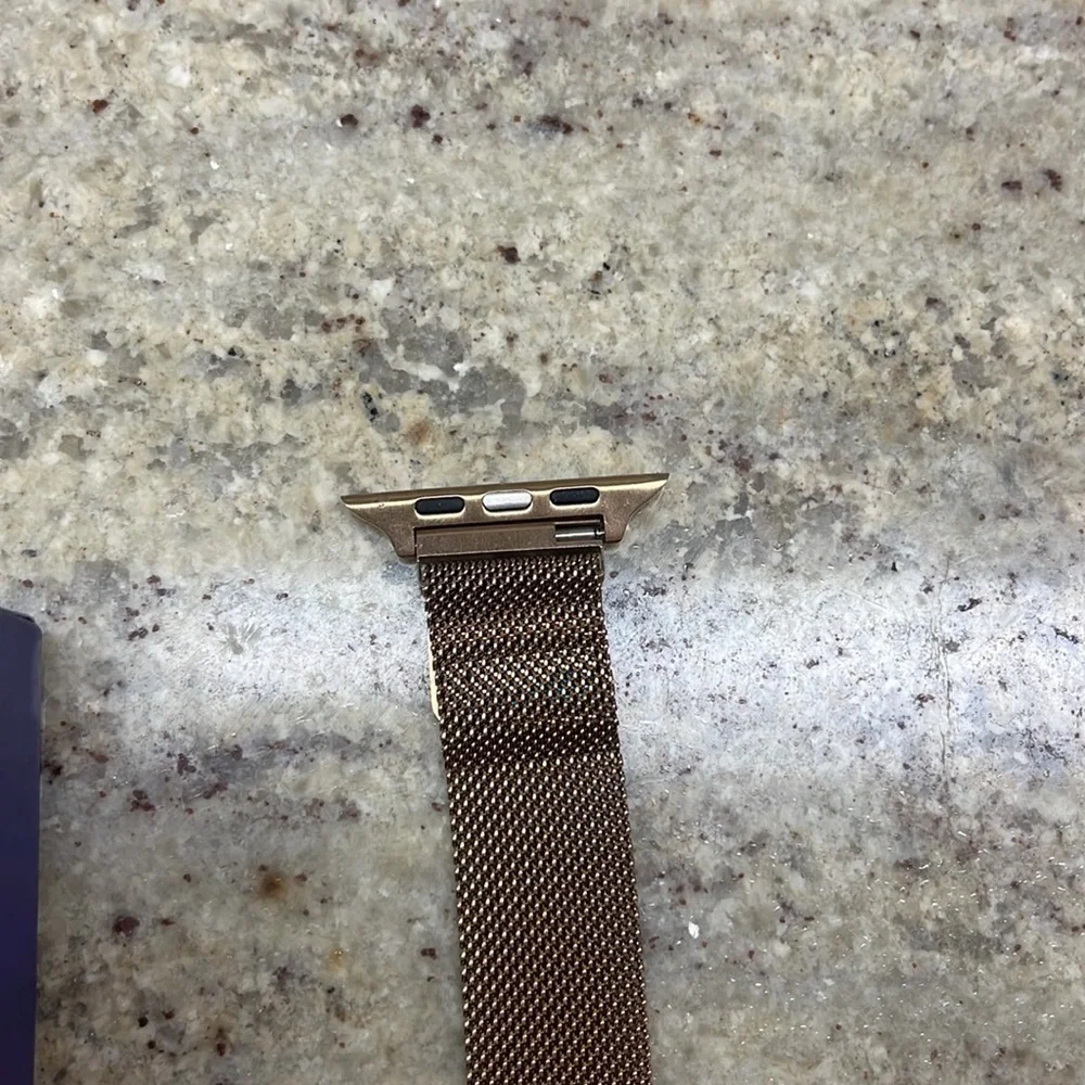 Delilah Purple Silicone Apple Watch Band 38mm 40mm 41mm Rose Gold Mesh Band
